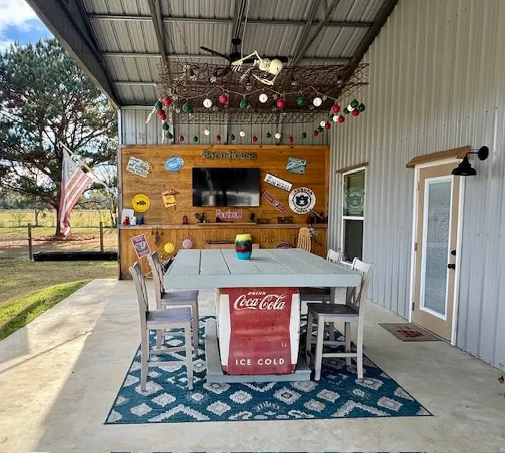 172 Beach Road Camden AL 36726