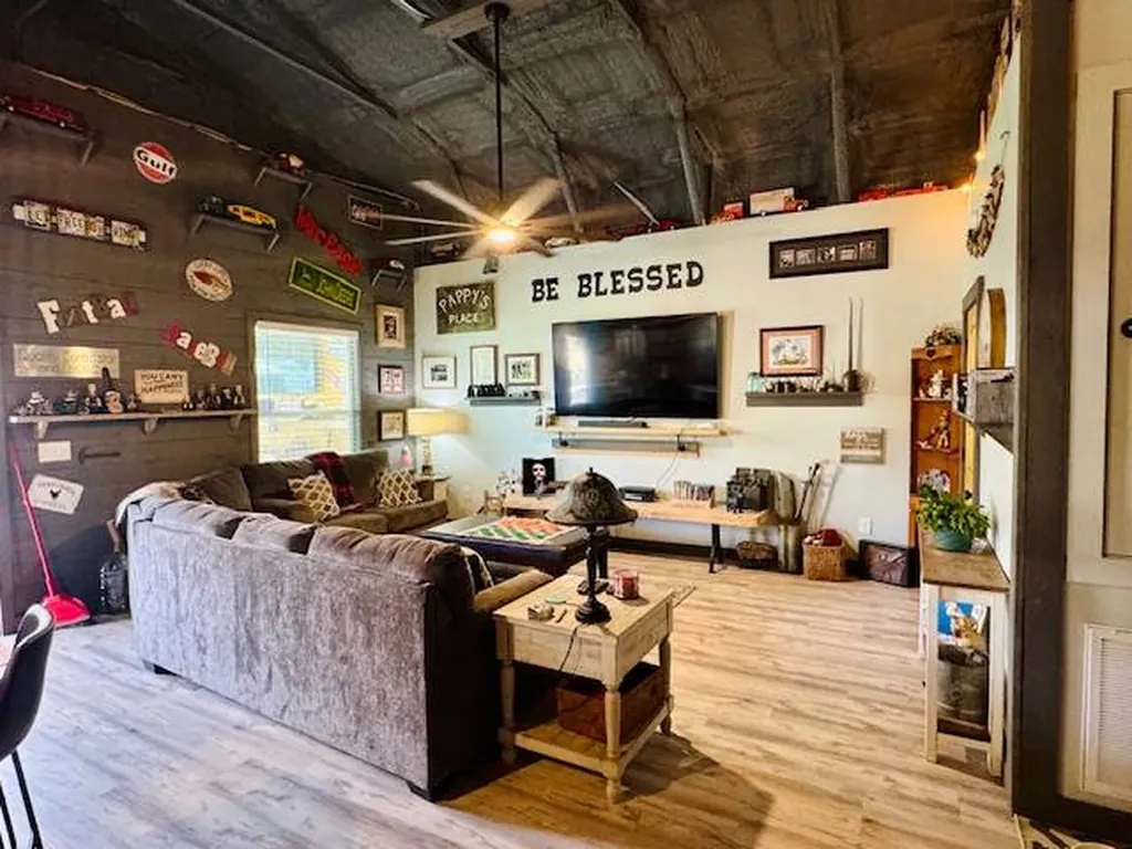 172 Beach Road Camden AL 36726