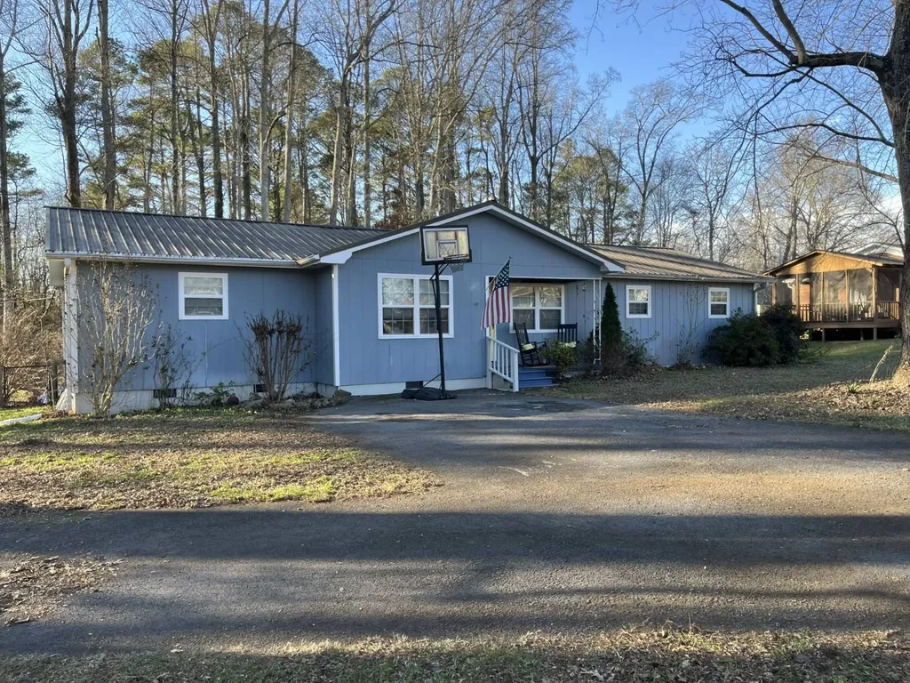 311 Wann Circle Pisgah AL 35765