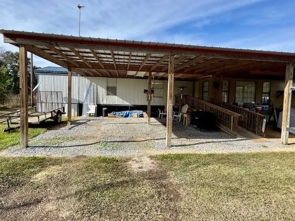 150 Beach Road Camden AL 36726
