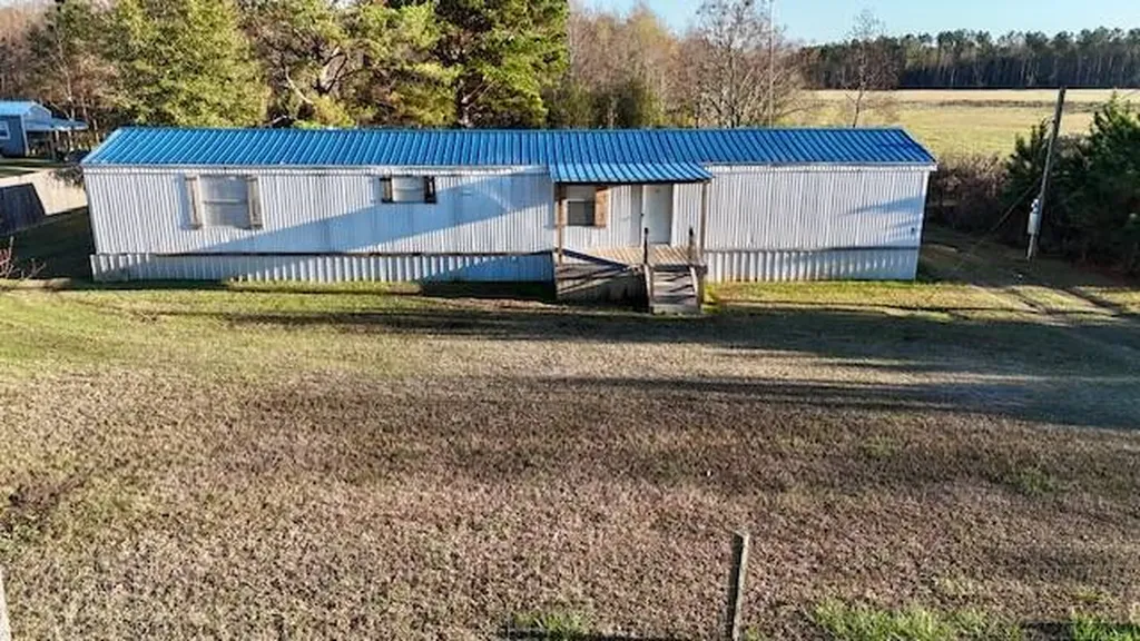150 Beach Road Camden AL 36726