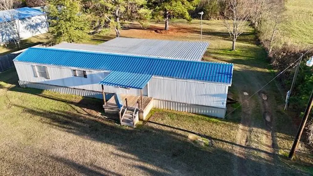 150 Beach Road Camden AL 36726