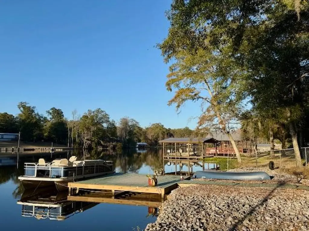 195 Beach Road Camden AL 36726