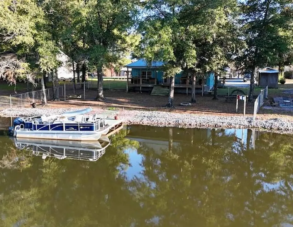 195 Beach Road Camden AL 36726