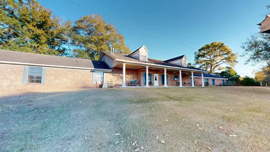 370 Roy Beall Drive Luverne AL 36049