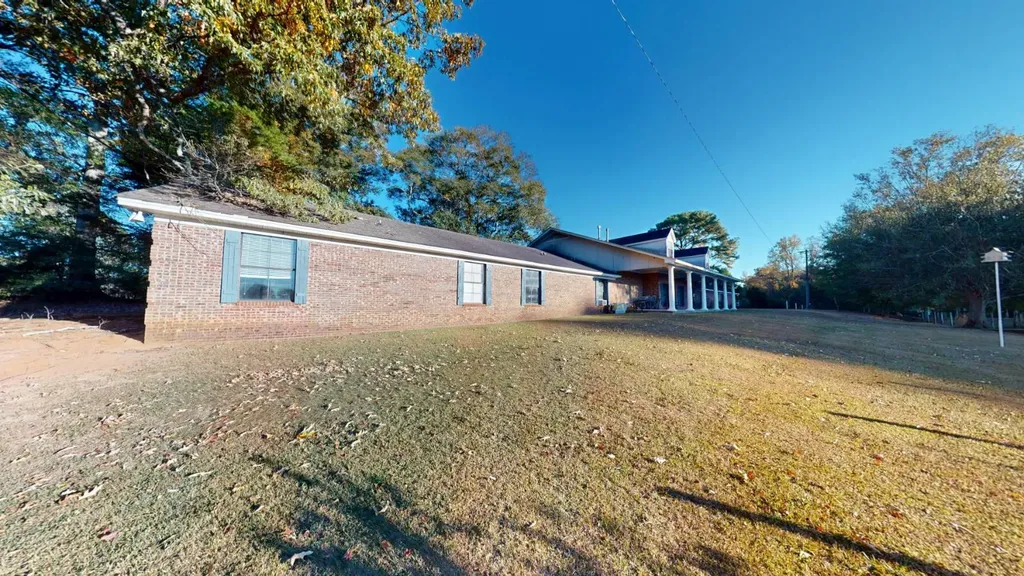 370 Roy Beall Drive Luverne AL 36049