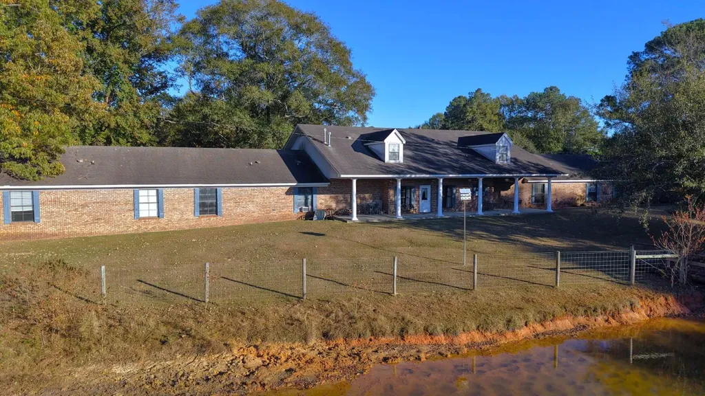 370 Roy Beall Drive Luverne AL 36049