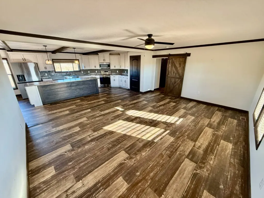 1 Co Highway 78 Russellville AL 35654