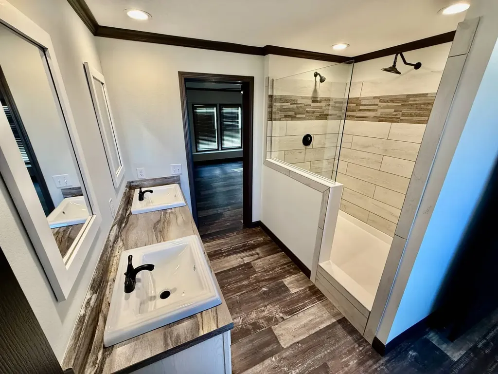 1 Co Highway 78 Russellville AL 35654