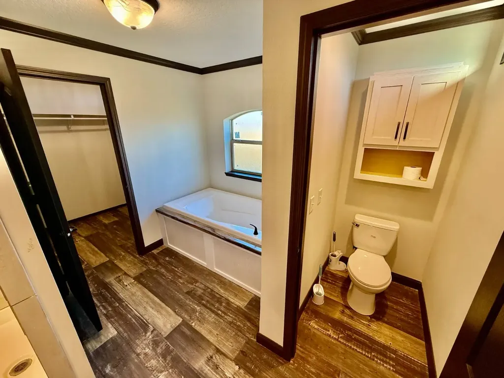 1 Co Highway 78 Russellville AL 35654