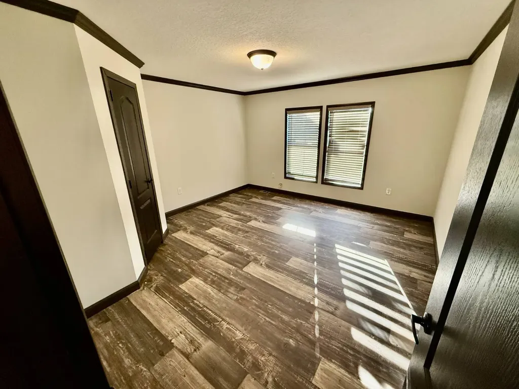 1 Co Highway 78 Russellville AL 35654