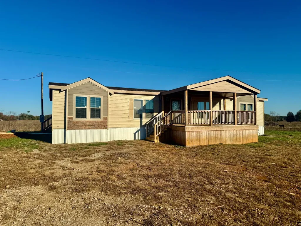 1 Co Highway 78 Russellville AL 35654