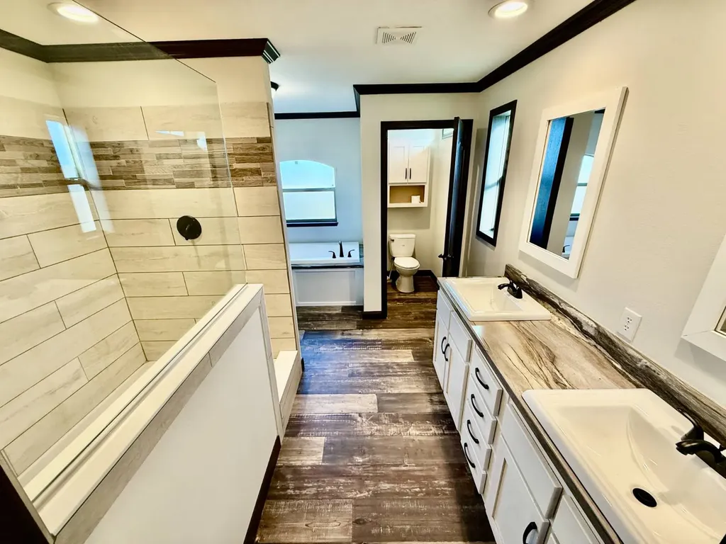 1 Co Highway 78 Russellville AL 35654