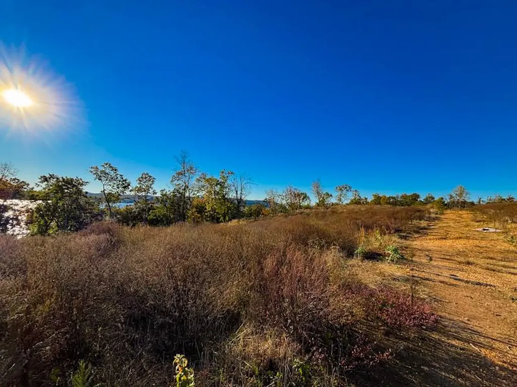 2 Lake Bend Shores Drive Florence AL 35633