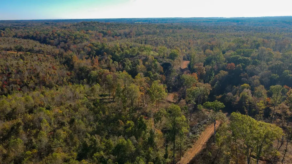 2 Lake Bend Shores Drive Florence AL 35633