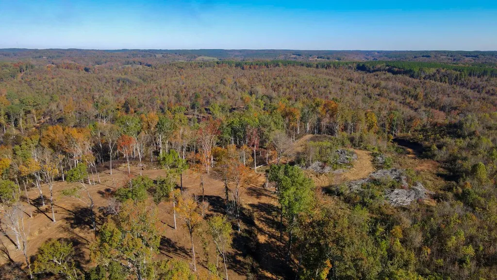 2 Lake Bend Shores Drive Florence AL 35633