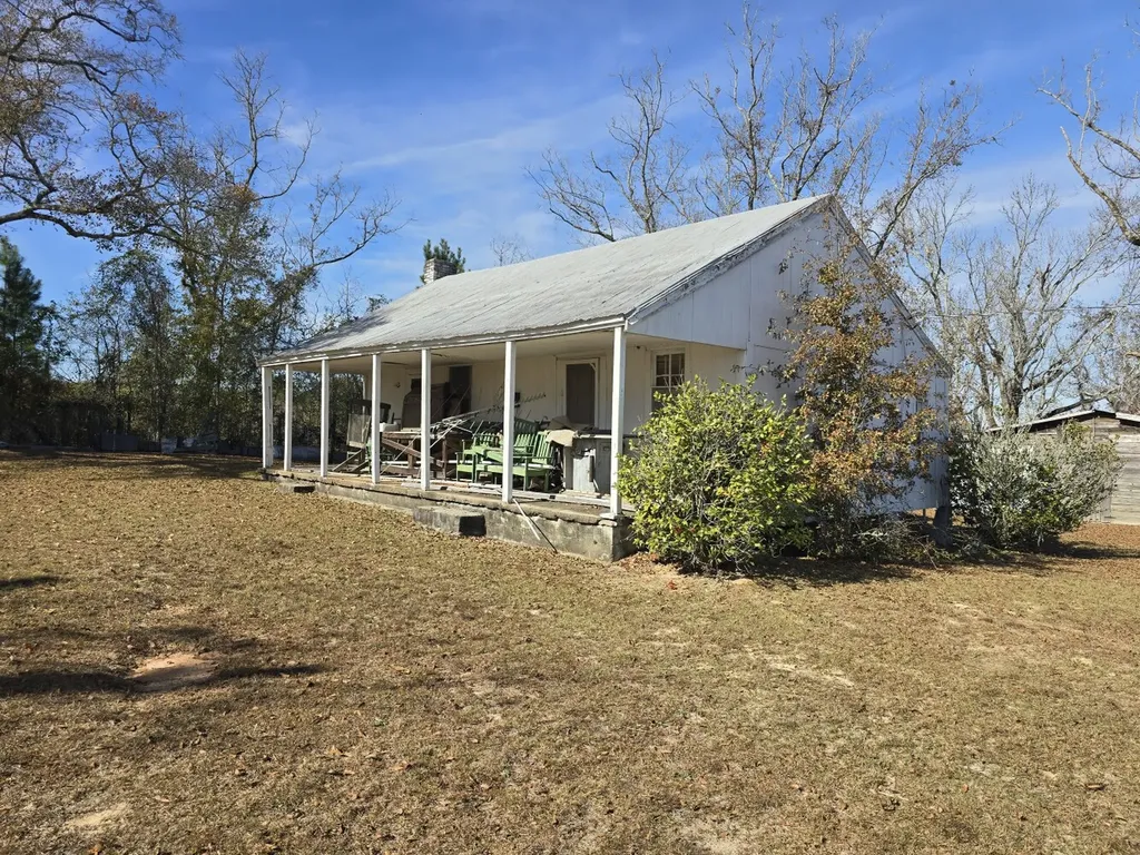 1228 River Road Ariton AL 36311