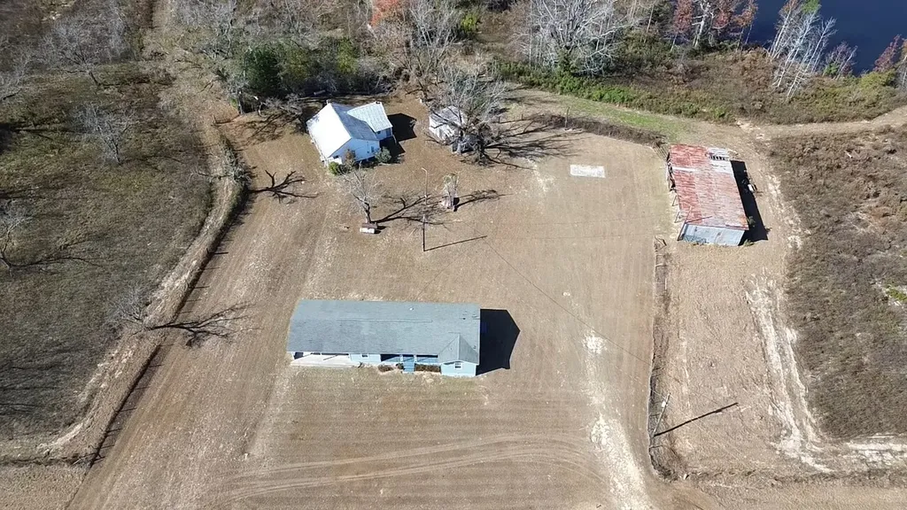 1228 River Road Ariton AL 36311