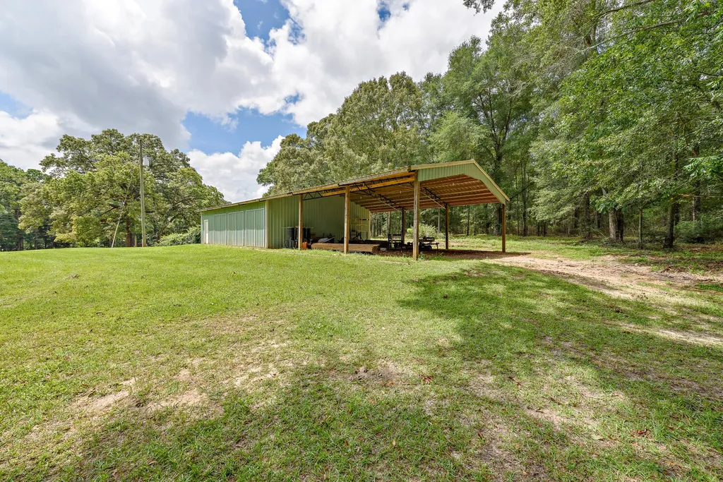 927 Highway 166 Elba AL 36323