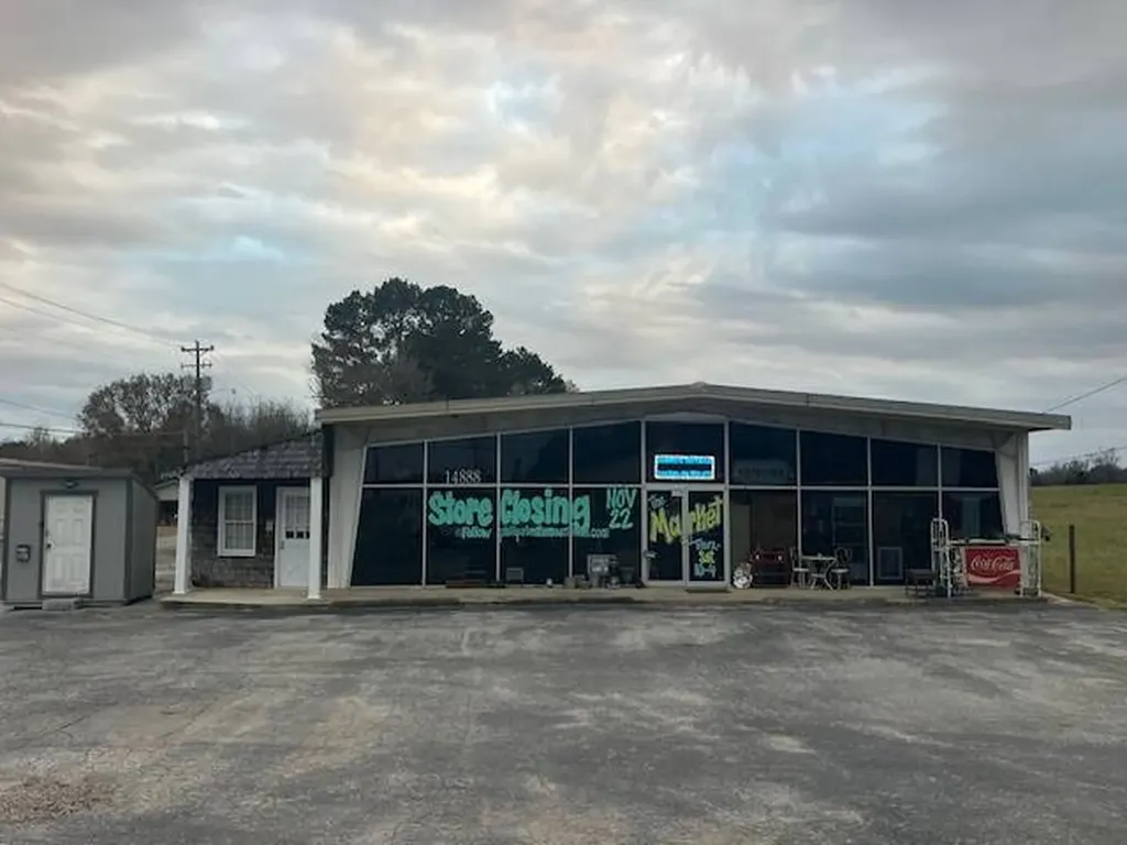 14888 Court Street Moulton AL 35650