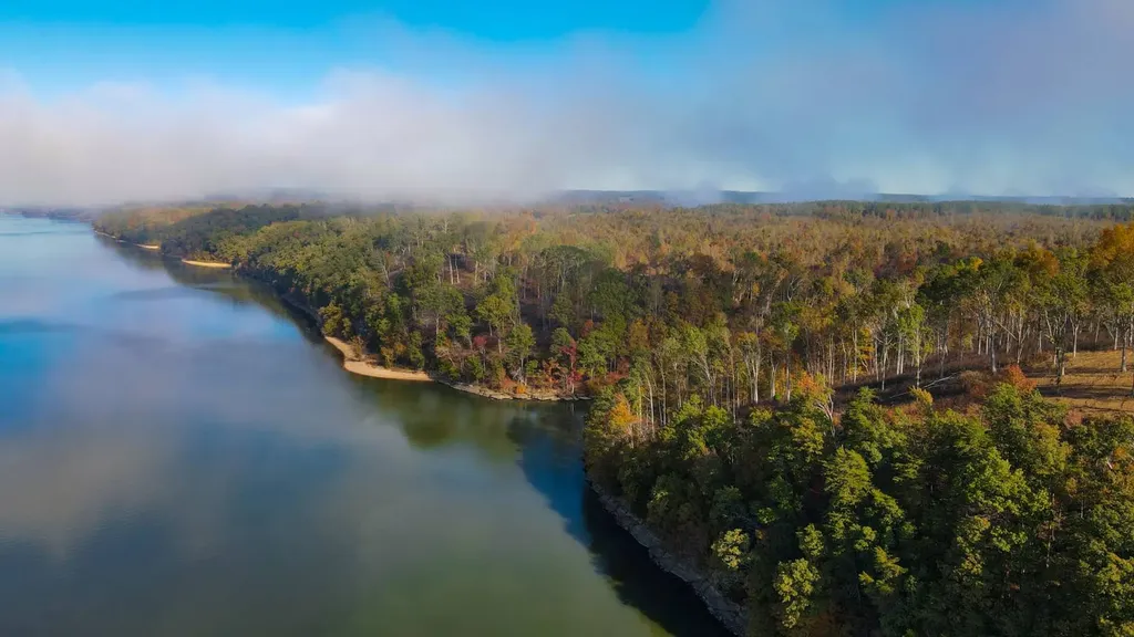 5 Lake Bend Shores Drive Florence AL 35633