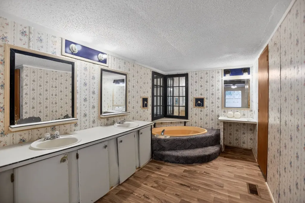 34 Halls Mill Road Grove Hill AL 36451