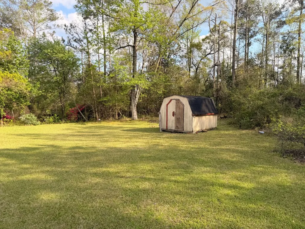 654 Bloedel Avenue Thomasville AL 36784