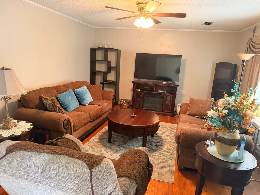 654 Bloedel Avenue Thomasville AL 36784