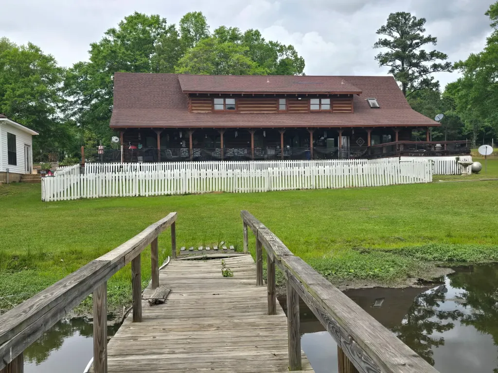 234 Bell Bottom Road Lowndesboro AL 36752