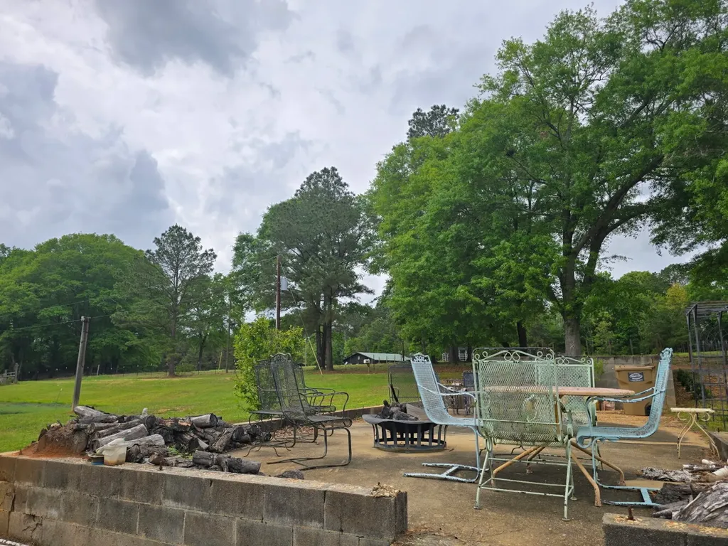 234 Bell Bottom Road Lowndesboro AL 36752