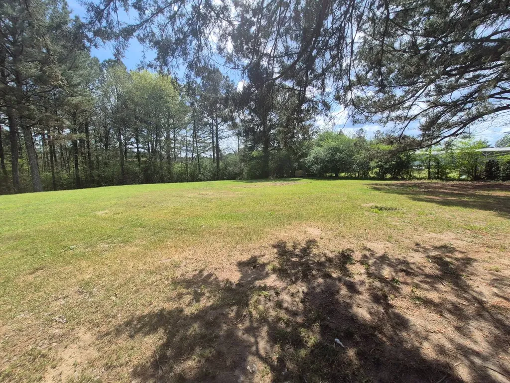 1188 Sunny Lane Wetumpka AL 36092