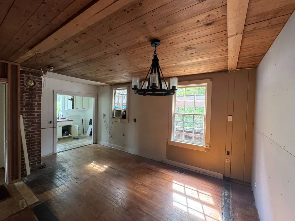 5035 Pleasant Hill Road Bessemer AL 35022