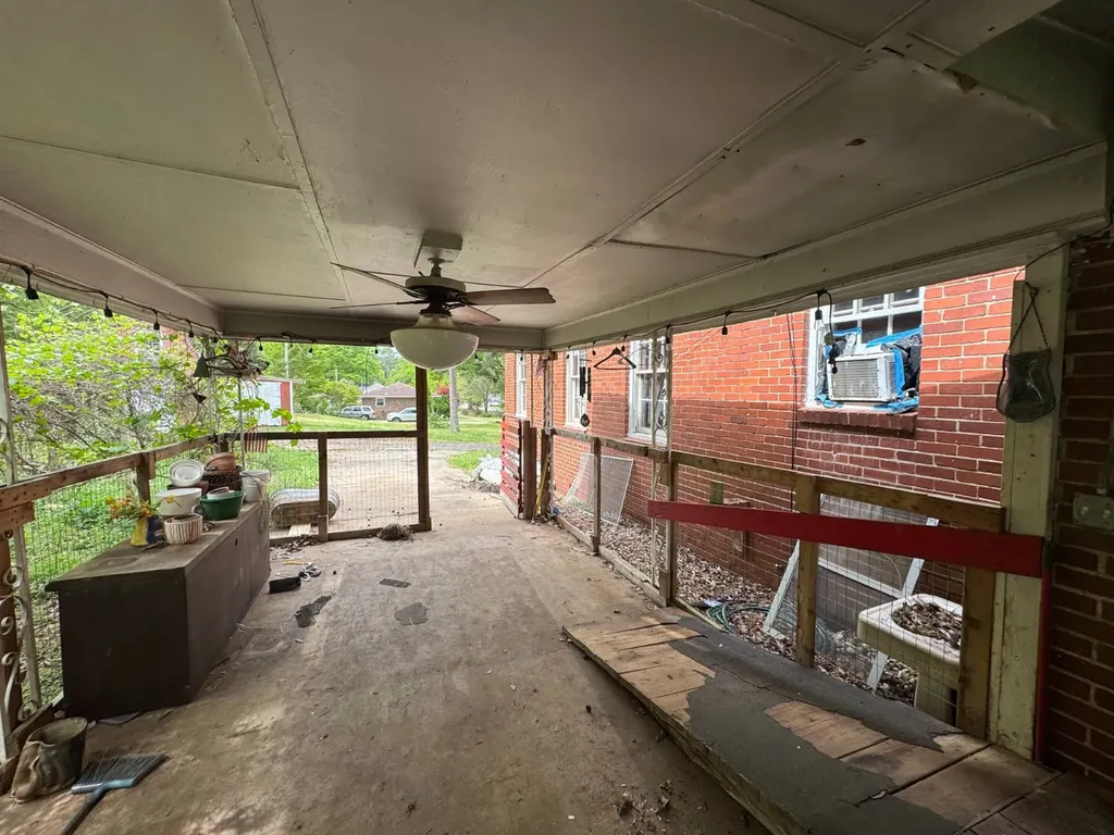 5035 Pleasant Hill Road Bessemer AL 35022