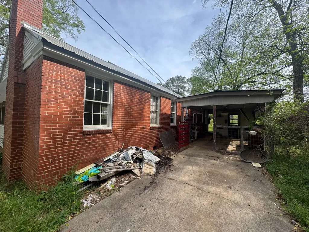 5035 Pleasant Hill Road Bessemer AL 35022
