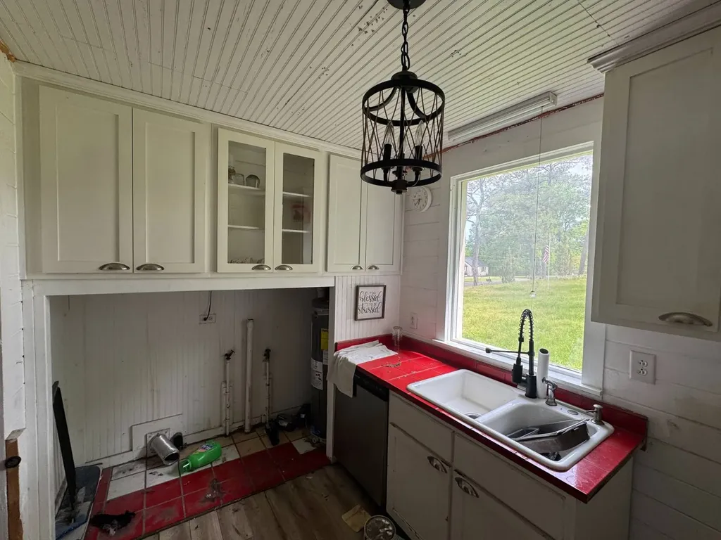5035 Pleasant Hill Road Bessemer AL 35022
