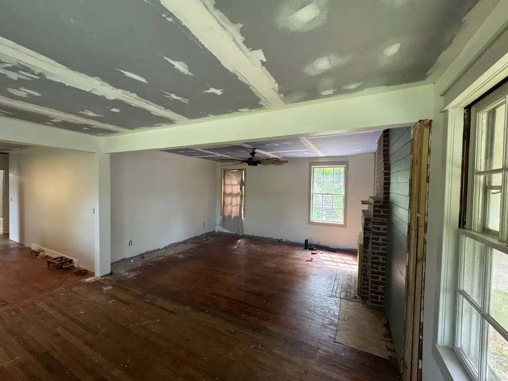 5035 Pleasant Hill Road Bessemer AL 35022