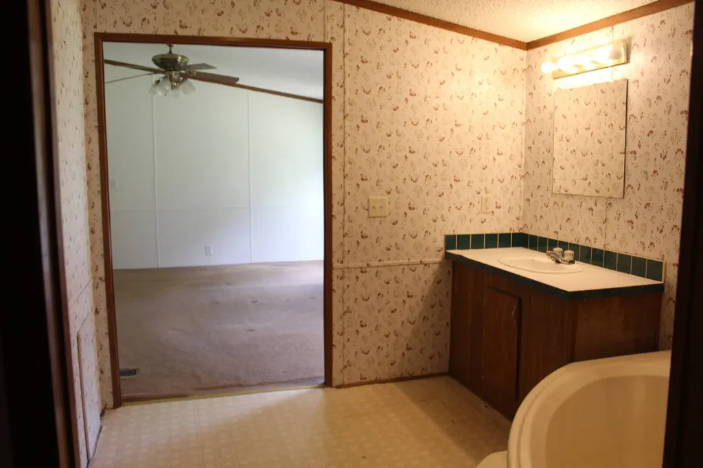 4614 Dock Road Honoraville AL 36042