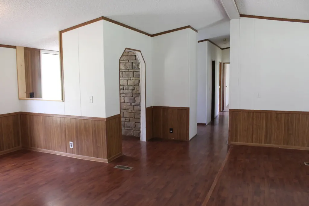 4614 Dock Road Honoraville AL 36042