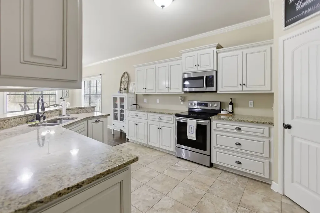 309 Ponderosa Drive Midland City AL 36350