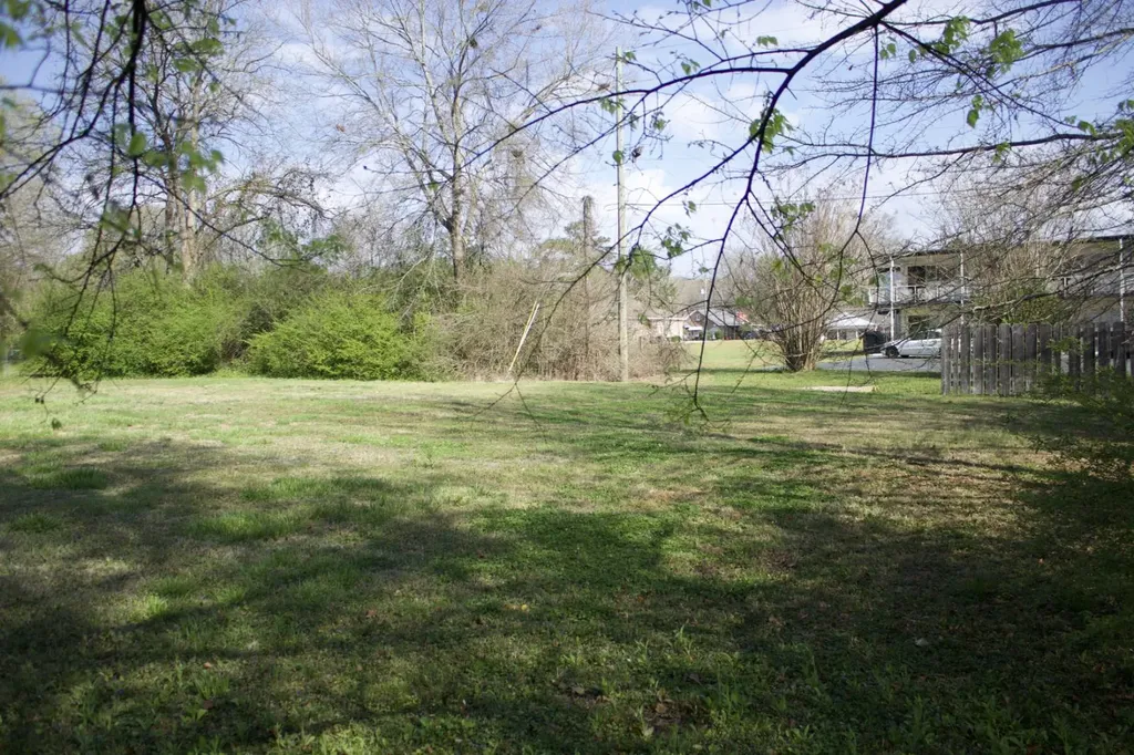 315 Bexar Avenue W Hamilton AL 35570