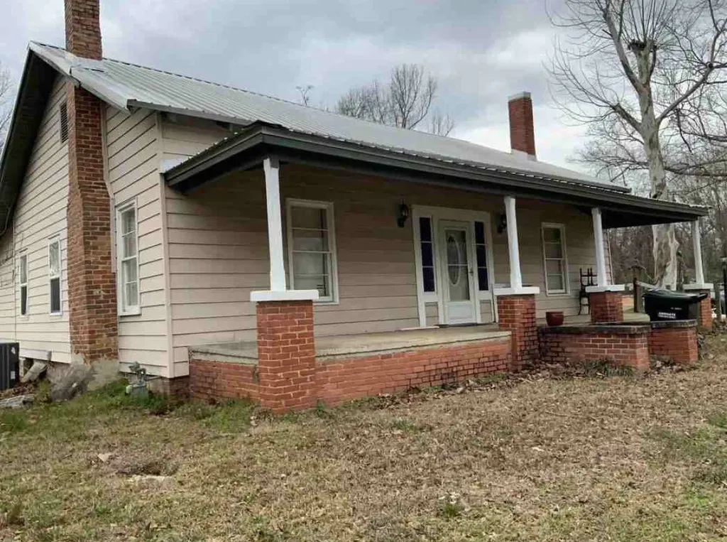 1072 School House Road Lapine AL 36046