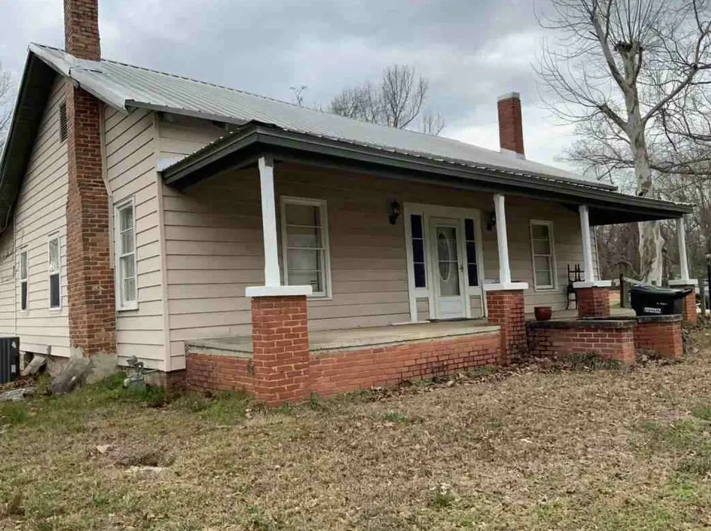 1072 School House Road Lapine AL 36046