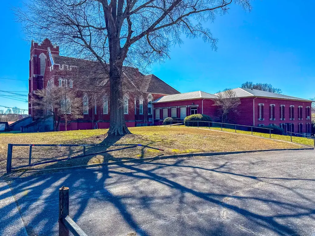 400 East Street N Talladega AL 35160
