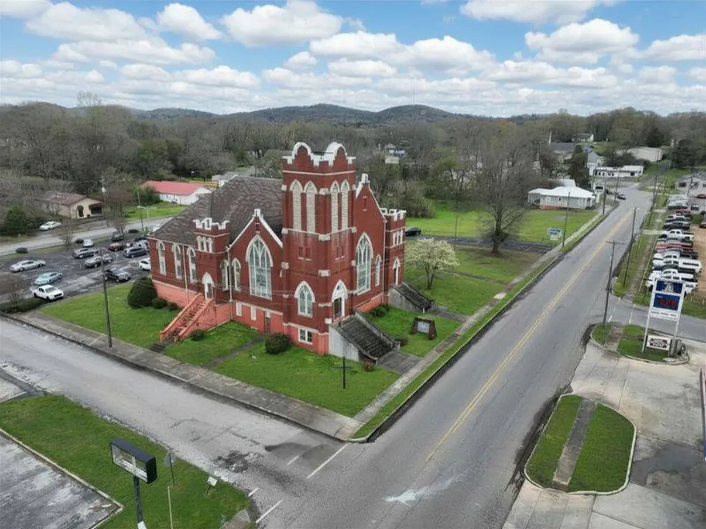 400 East Street N Talladega AL 35160