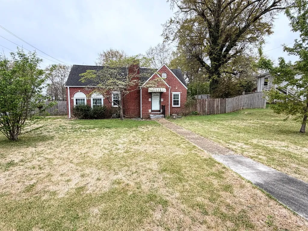 220 3rd SE Avenue Hamilton AL 35570