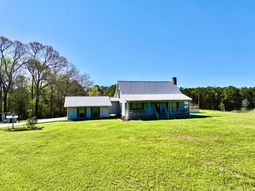 9538 Nathan Jordan Road Millry AL 36558