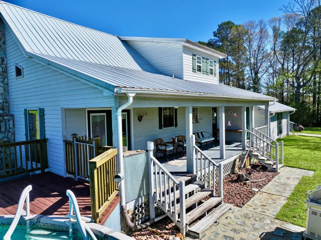 9538 Nathan Jordan Road Millry AL 36558