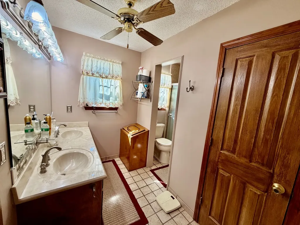 9538 Nathan Jordan Road Millry AL 36558