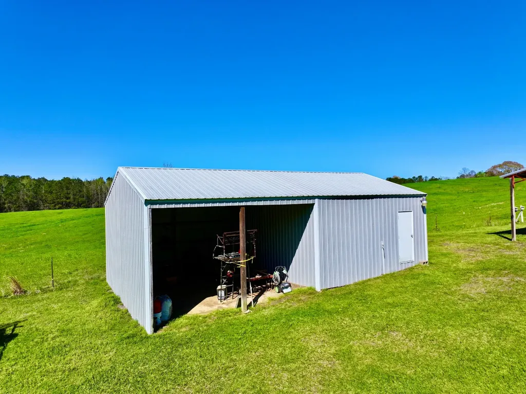 9538 Nathan Jordan Road Millry AL 36558