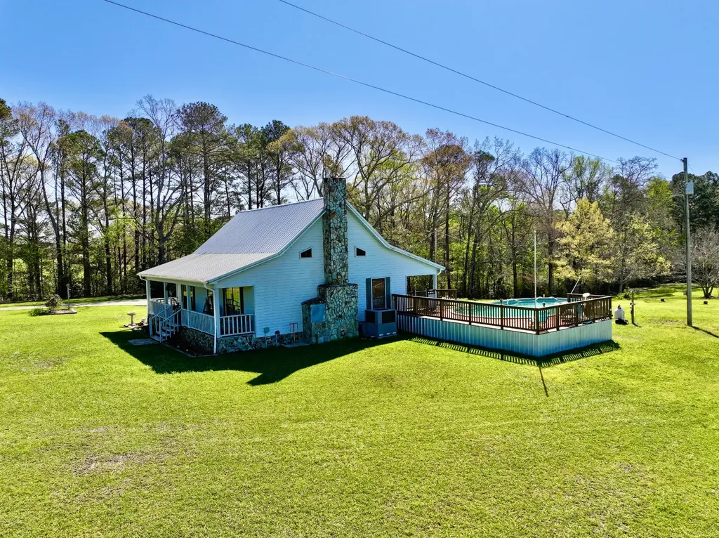 9538 Nathan Jordan Road Millry AL 36558